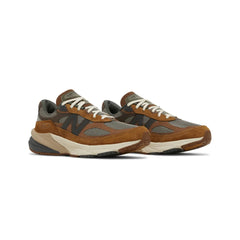 990v6 'Carhartt WIP Sculpture Center' (2023)
